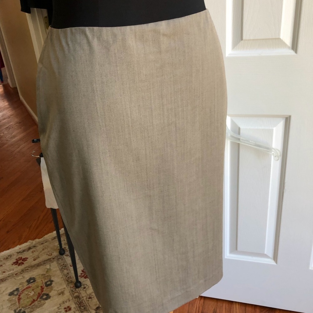 ELLEN TRACY “Truffle” Pencil Skirt, Sz 14 NWT